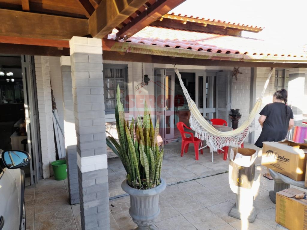 Casa 3 Dormitórios